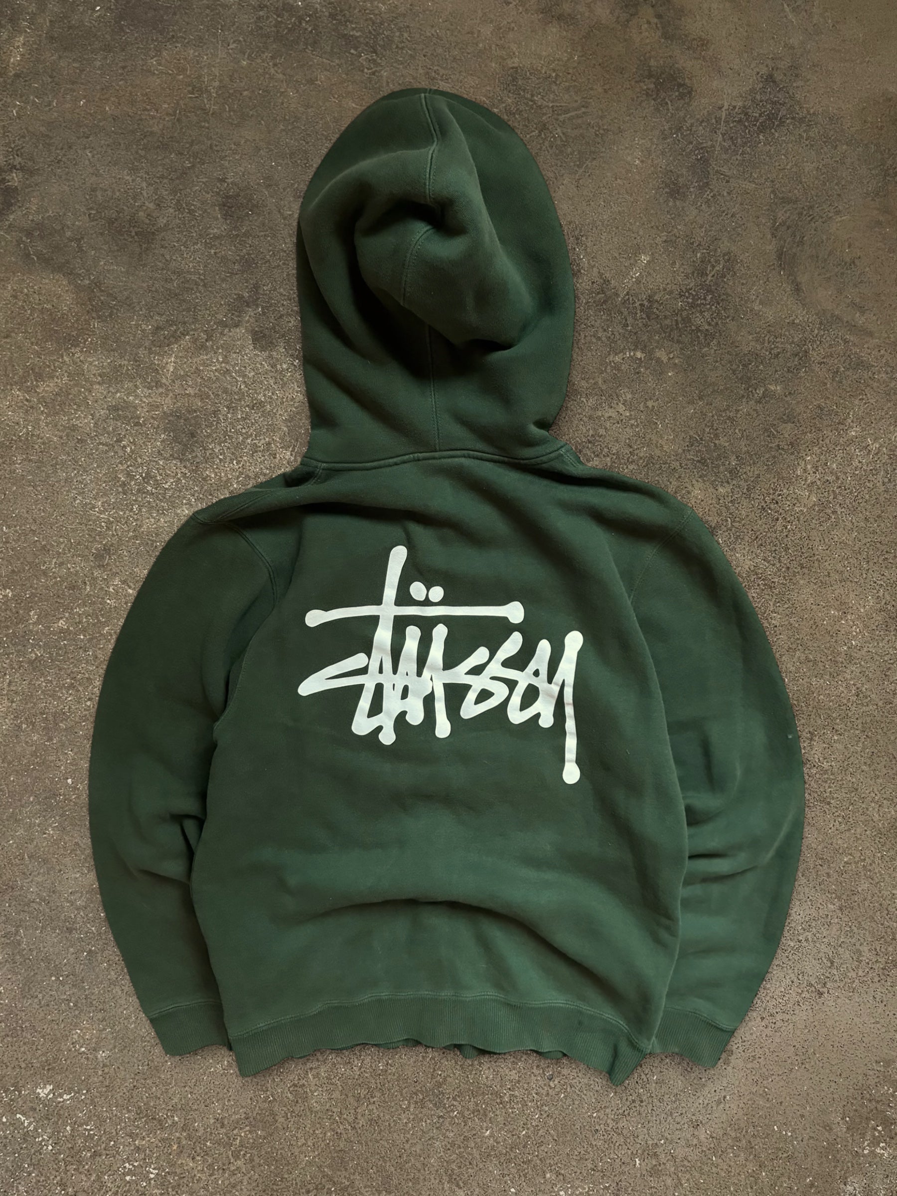 STÜSSY BASIC LOGO ZIP-UP HOODIE