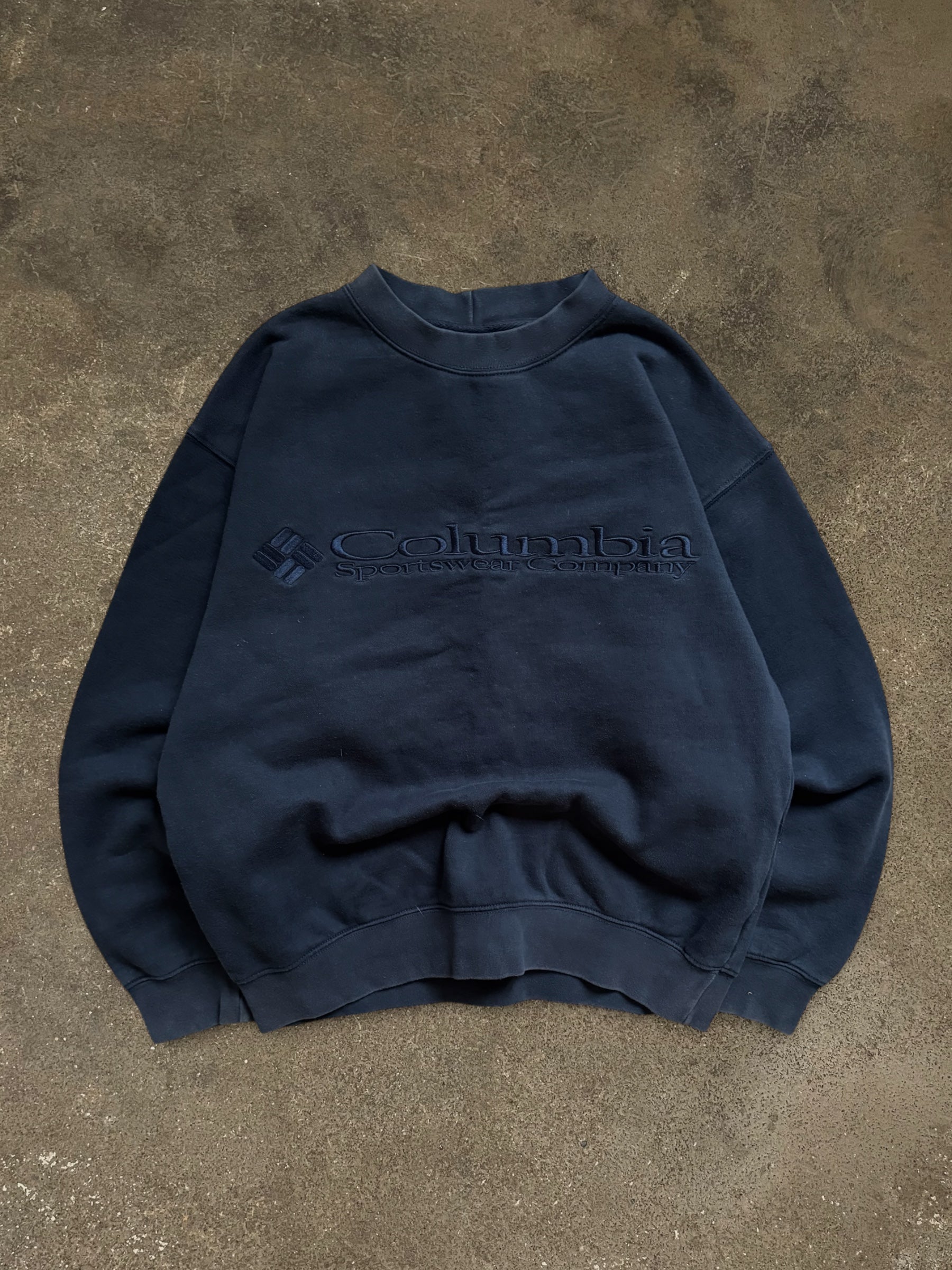 VINTAGE COLUMBIA SWEATSHIRT