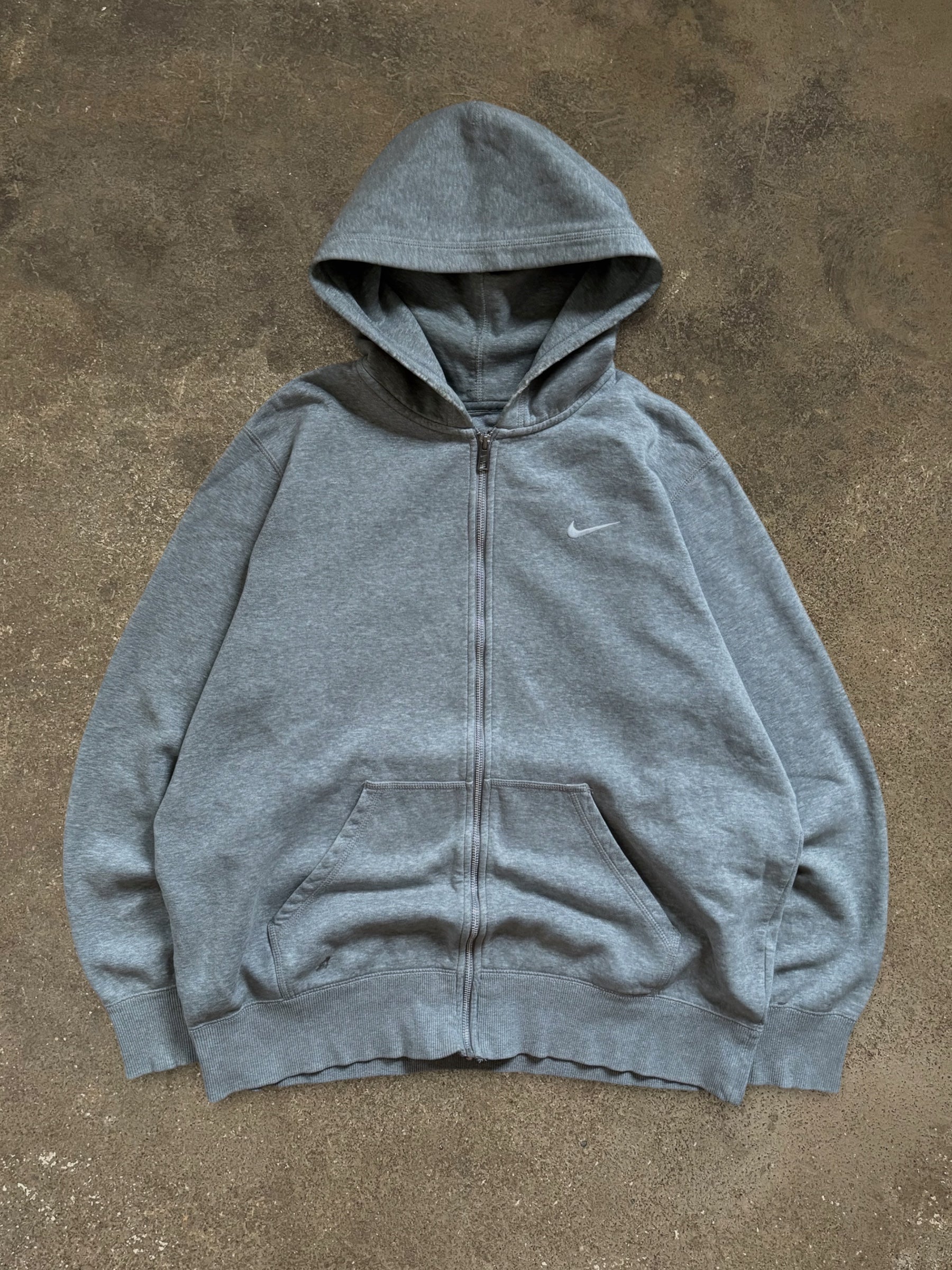 VINTAGE 00S NIKE ZIP-UP HOODIE