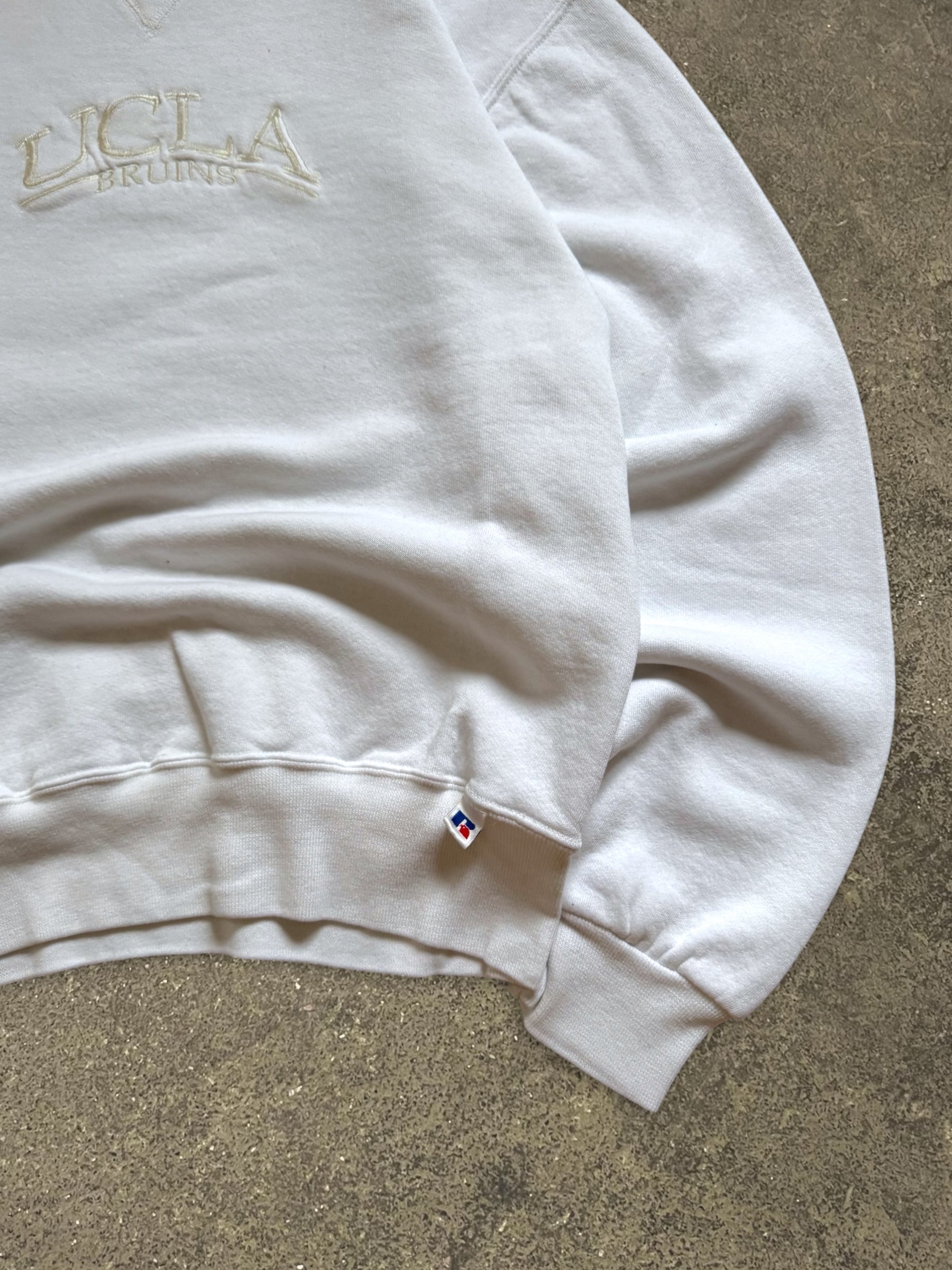 VINTAGE RUSSELL SWEATSHIRT