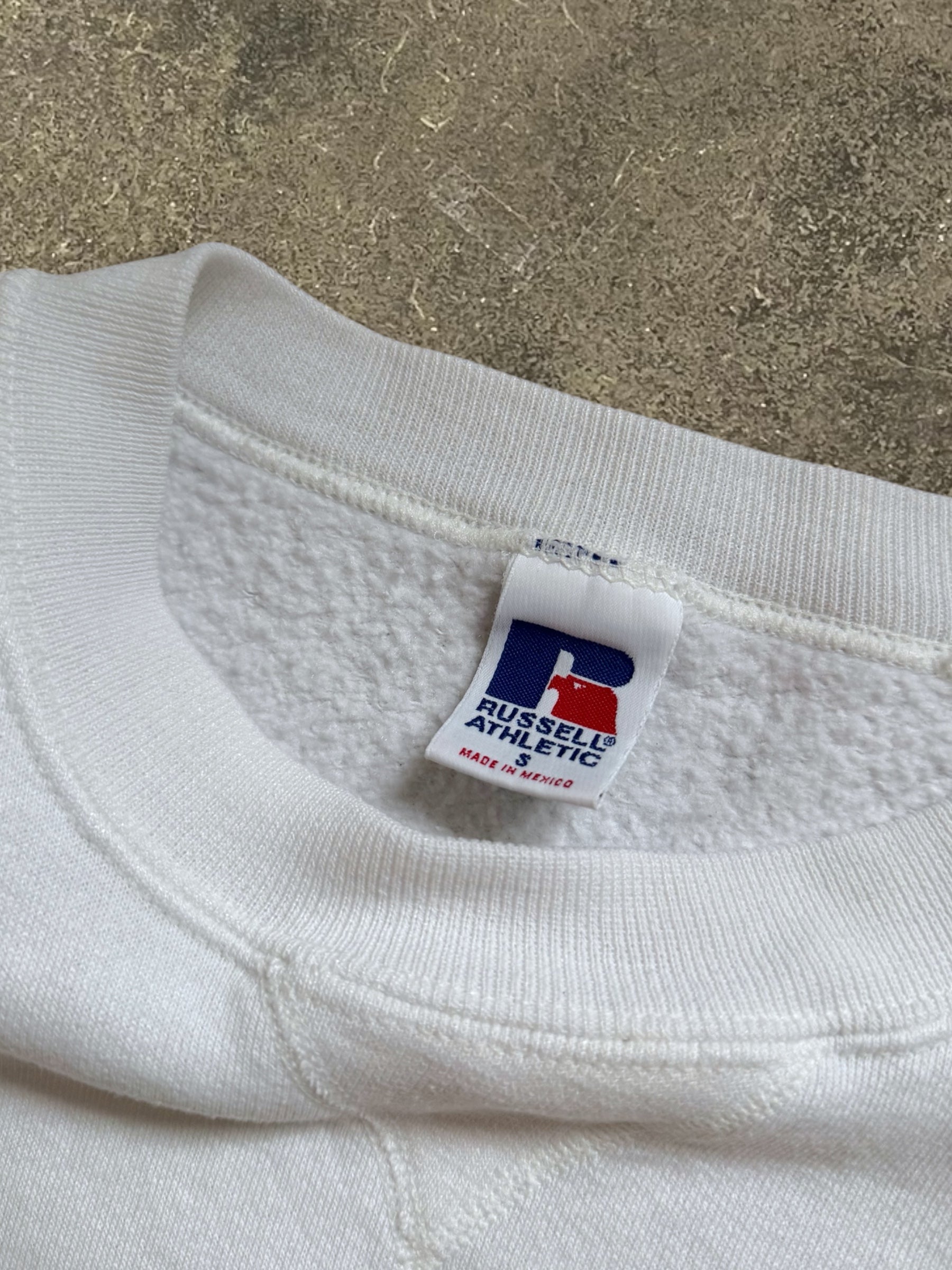 VINTAGE RUSSELL SWEATSHIRT