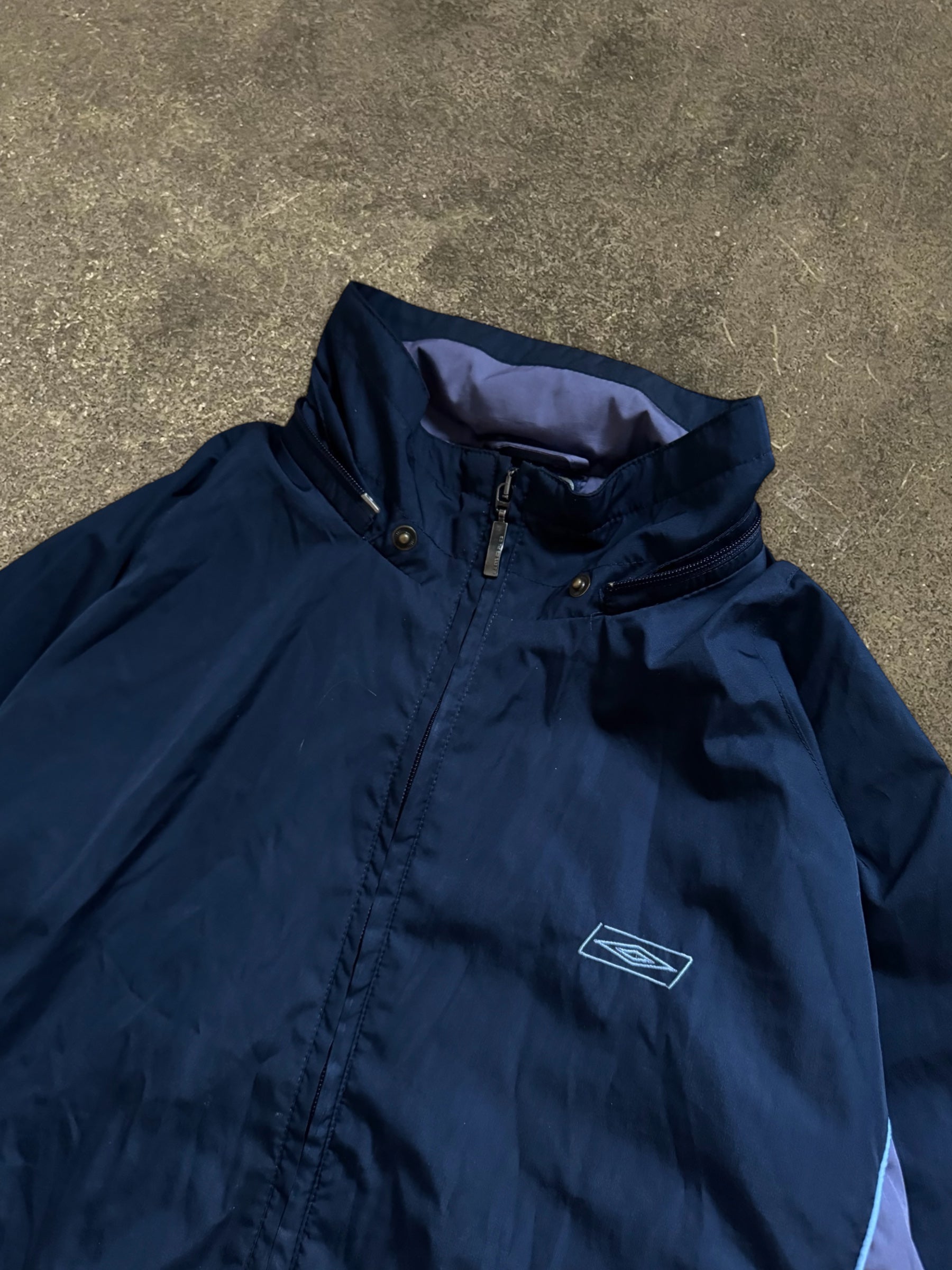 VINTAGE UMBRO WINDBREAKER