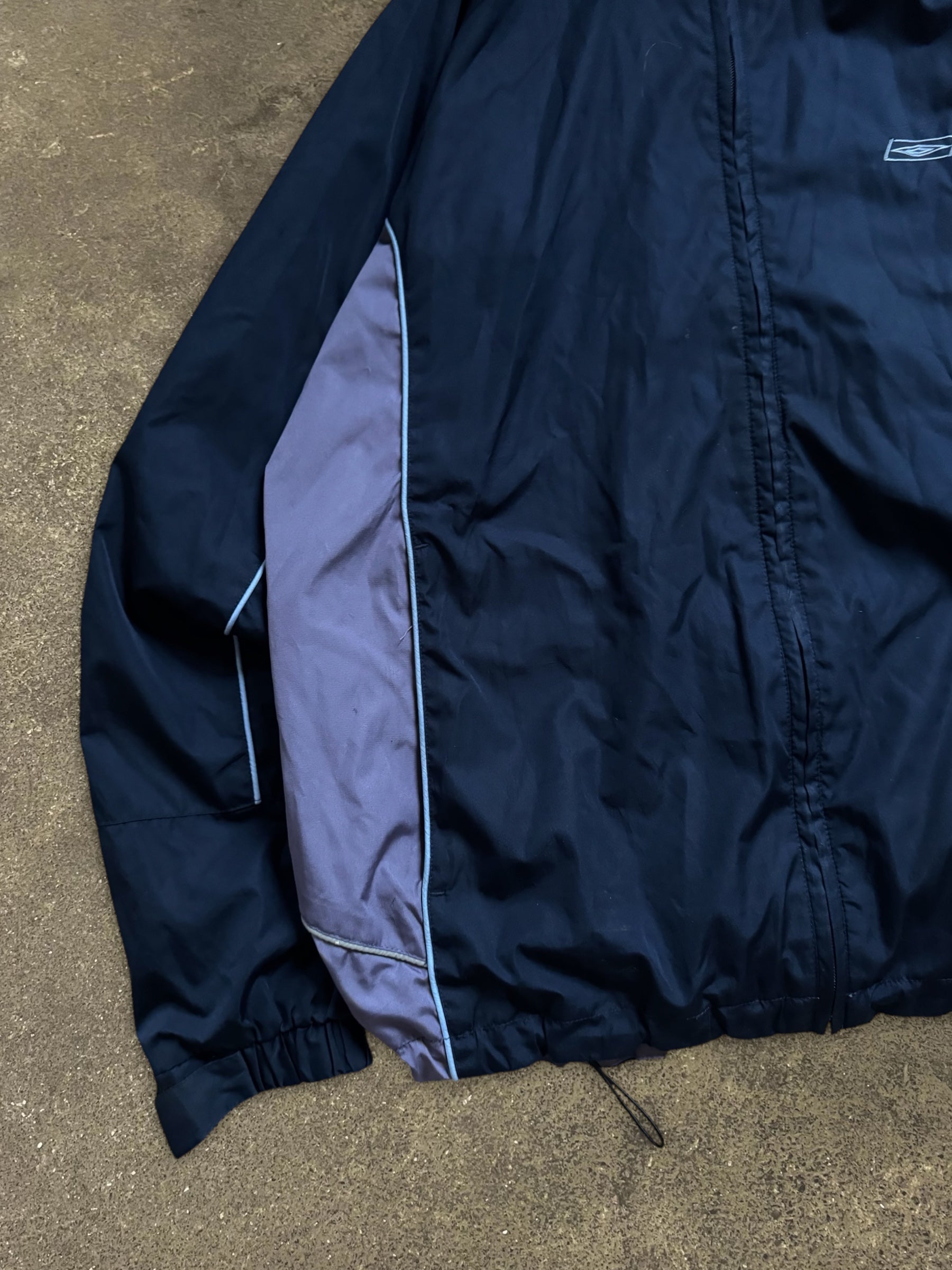 VINTAGE UMBRO WINDBREAKER